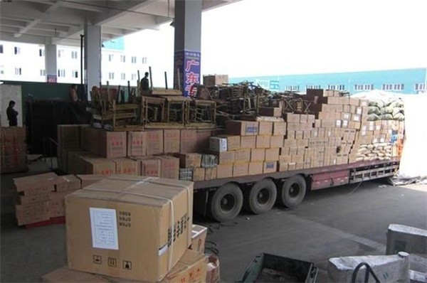 深圳到樂昌貨運專線，服務寶安、龍崗、、龍華，每天發車